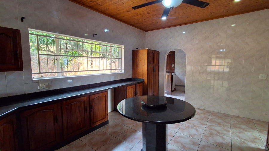 4 Bedroom Property for Sale in Safari Gardens North West